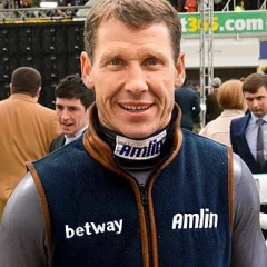 Richard Johnson (jockey) height profile photo