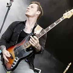 Richard Jones (Stereophonics) height profile photo