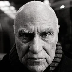Richard Serra height profile photo