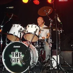 Rick Buckler height profile photo