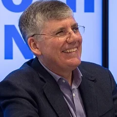 Rick Riordan height profile photo