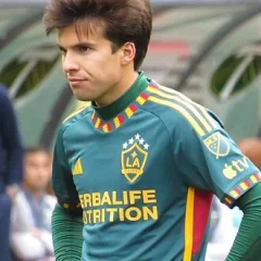 Riqui Puig height profile photo