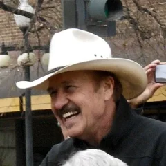Rob Quist height profile photo