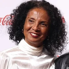 Robbi Chong height profile photo