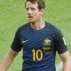 Robbie Kruse height profile photo