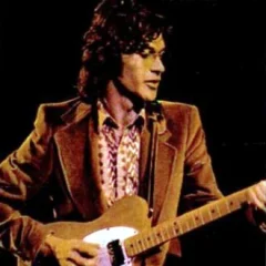 Robbie Robertson height profile photo