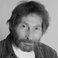 Robert Axelrod (actor) height profile photo