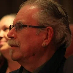 Robert Ballagh height profile photo
