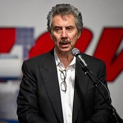 Robert Bigelow height profile photo