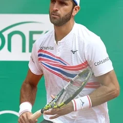 Robert Farah height profile photo