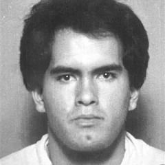 Robert John Bardo height profile photo