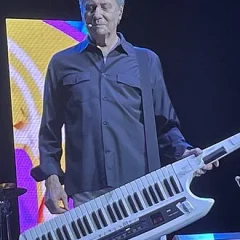 Robert Lamm height profile photo
