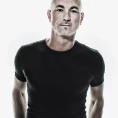 Robert Miles height profile photo