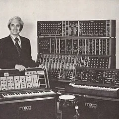 Robert Moog height profile photo