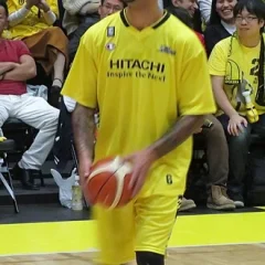 Robert Sacre height profile photo