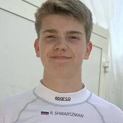 Robert Shwartzman height profile photo