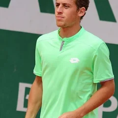 Roberto Carballés Baena height profile photo