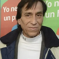Roberto Rojas height profile photo