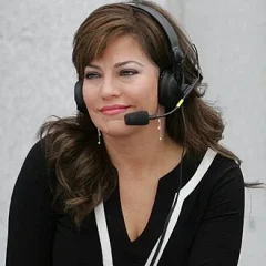Robin Meade height profile photo