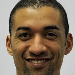 Robin Szolkowy height profile photo
