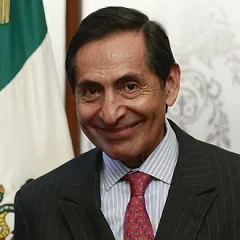 Rogelio Ramírez de la O height profile photo