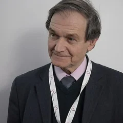 Roger Penrose height profile photo