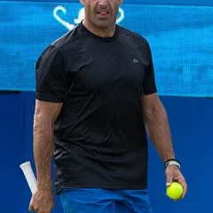 Roger Rasheed height profile photo