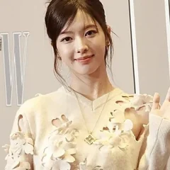 Roh Jeong-eui height profile photo