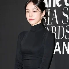 Roh Yoon-seo height profile photo