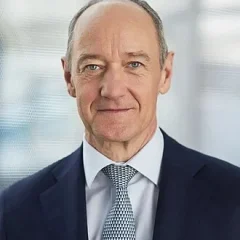 Roland Busch height profile photo