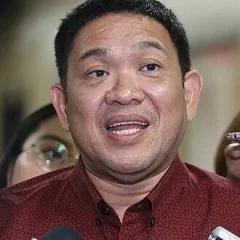 Rolando Andaya Jr. height profile photo