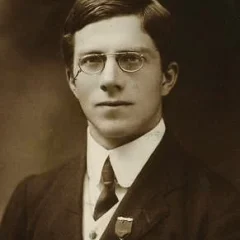 Ronald Fisher height profile photo