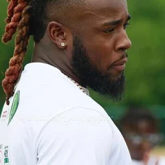 Ronald Jones II height profile photo