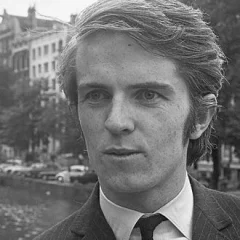 Ronan O'Rahilly height profile photo