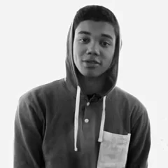 Roshon Fegan height profile photo