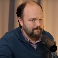 Ross Douthat height profile photo