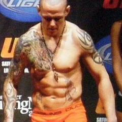 Ross Pearson height profile photo