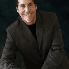 Roy Firestone height profile photo