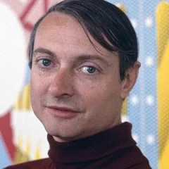 Roy Lichtenstein height profile photo