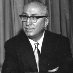 Roy O. Disney height profile photo