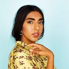 Rupi Kaur height profile photo