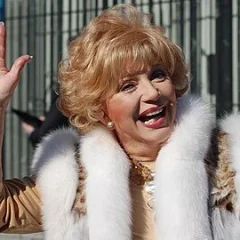 Ruta Lee height profile photo