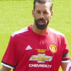 Ruud van Nistelrooy height profile photo