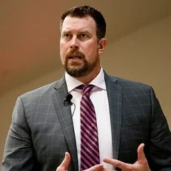 Ryan Leaf height profile photo