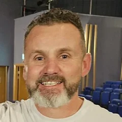 Ryan Moloney height profile photo