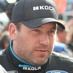 Ryan Newman (racing driver) height profile photo