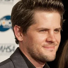 Ryan Piers Williams height profile photo