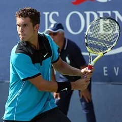 Ryan Sweeting height profile photo