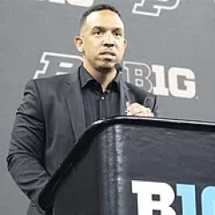 Ryan Walters (American football) height profile photo
