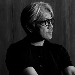 Ryuichi Sakamoto height profile photo
